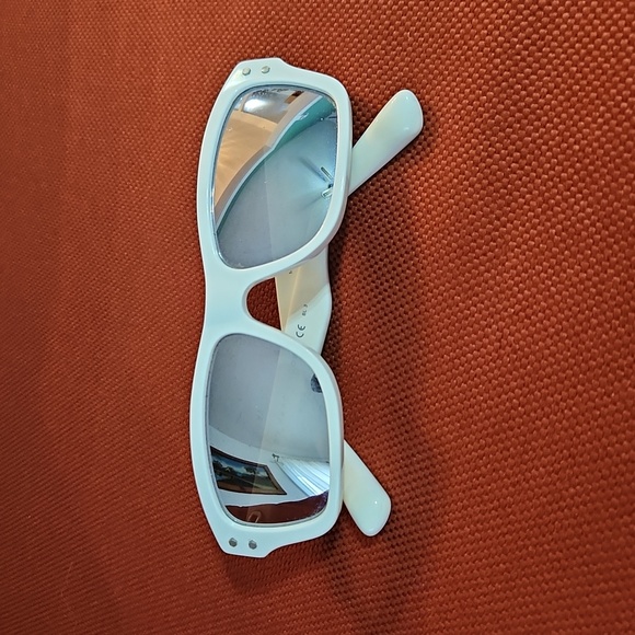 Marc by Marc Jacobs White Sunglasses - Picture 2 of 9